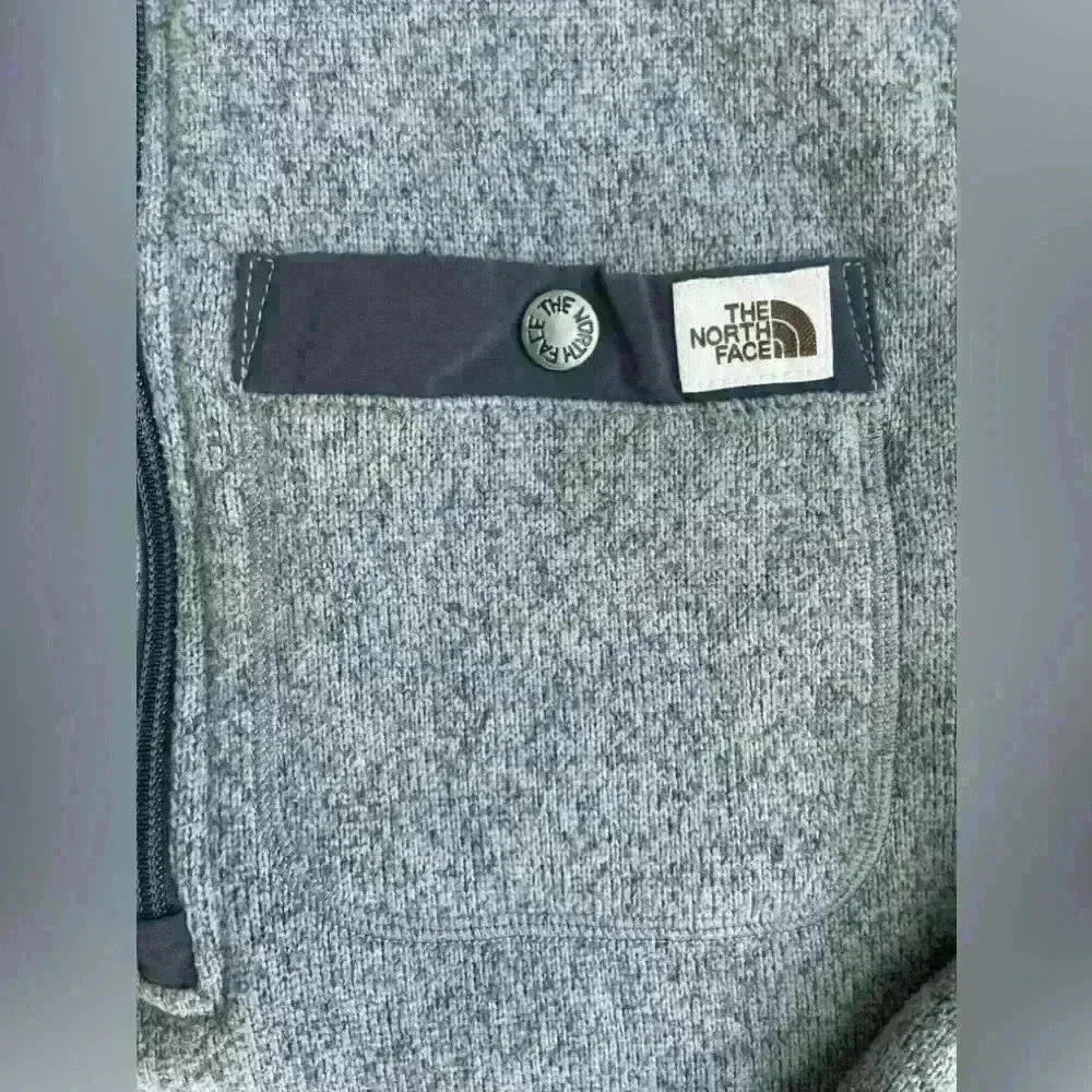 The North Face Gordon Lyons Men’s 1/4 Quarter Zip Knit Woven Sweater Gray S